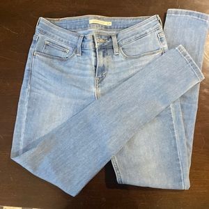 Levi’s 535 Super Skinny Light Wash Jeans